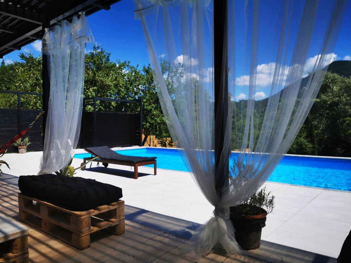 Casa de Férias Mila Lohovo